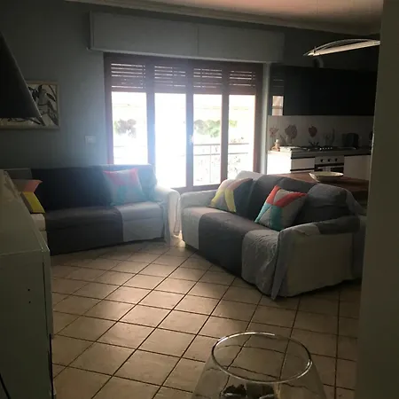 Ferienhaus Casa Sulla Spiaggia Di Santa Tecla Acireale