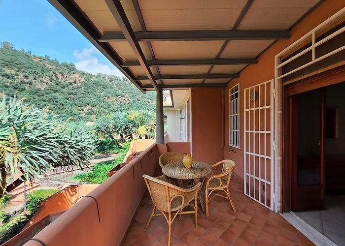 Casa Sulla Di Santa Tecla